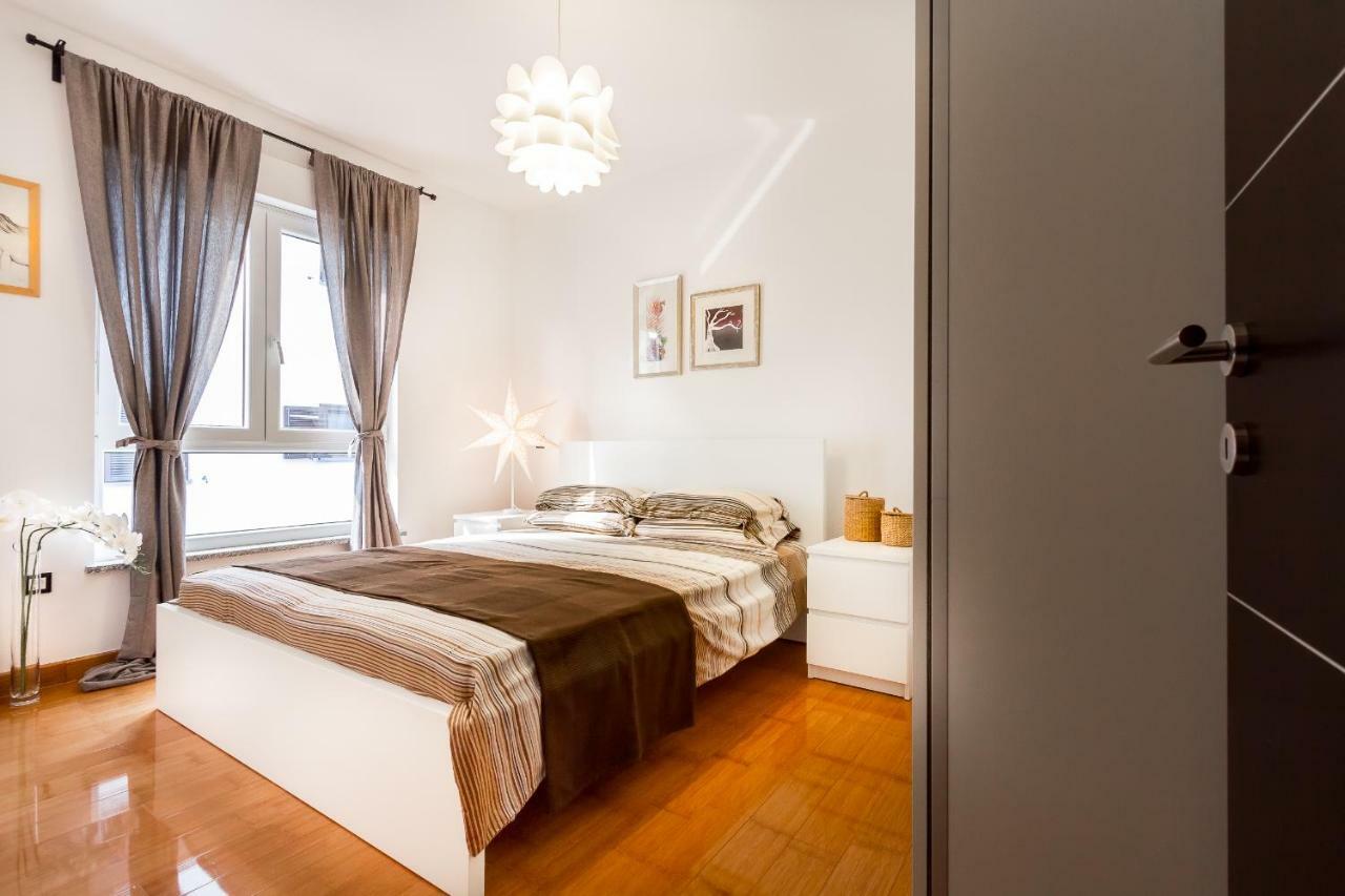 City Stylish Apartment Pula Exterior photo